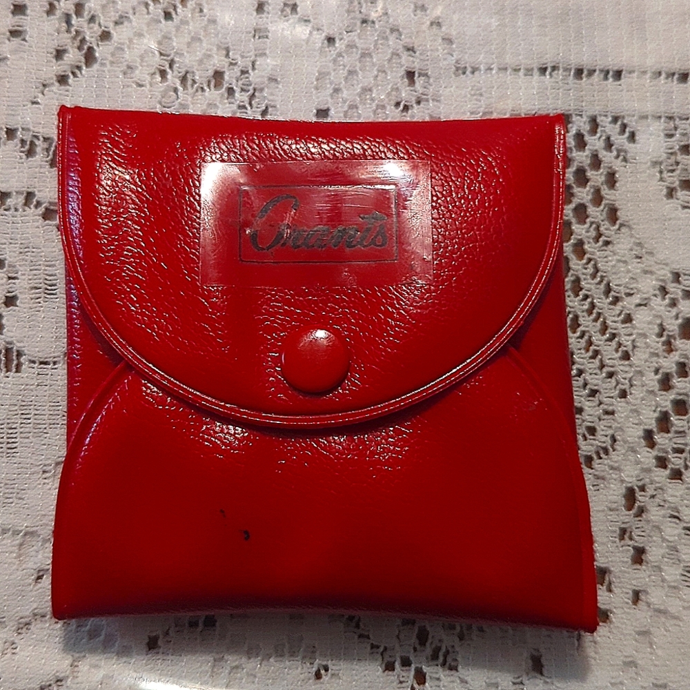 Grants vintage sewing purse red